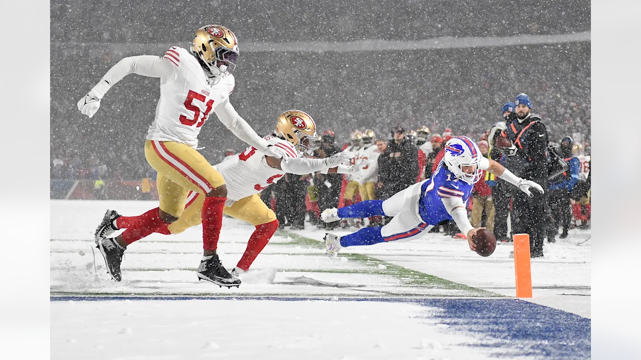 Buffalo Bills quarterback Josh Allen getting a touchdown